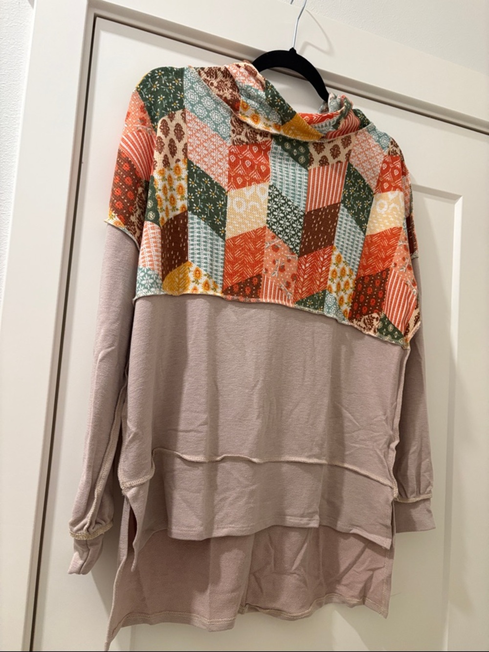 NEW [Haptics] Patchwork Printed High/Low Back Hem Yoke Hooded Top Women's S - Picture 3 of 12